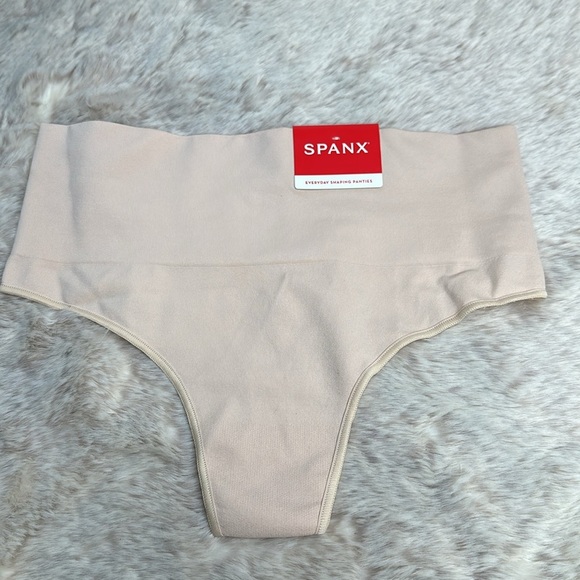 SPANX | Everyday Seamless Shaping Thong, in Soft Nude, Size S NWT - Picture 3 of 10